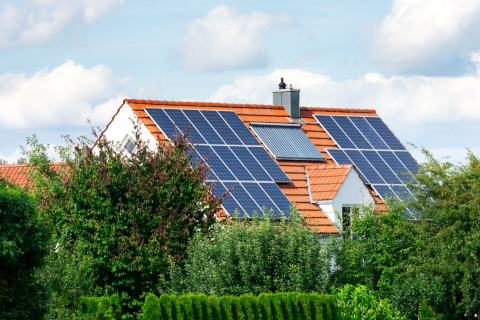 Heat pump versus solar diverter