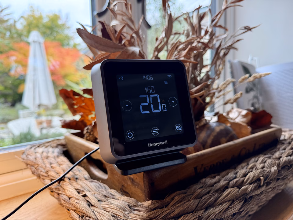 T6R Wireless Smart Thermostat