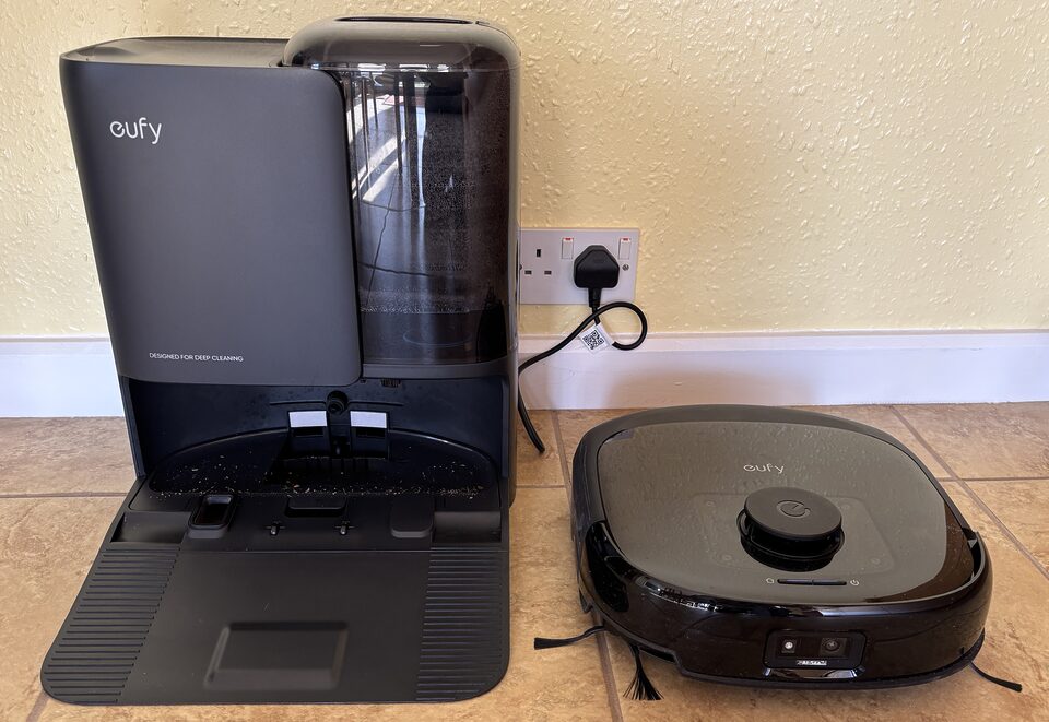 Eufy E25 Robot Vacuum Cleaner