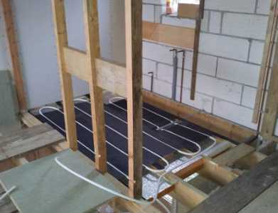 Ensuite UFH pipes2Sm